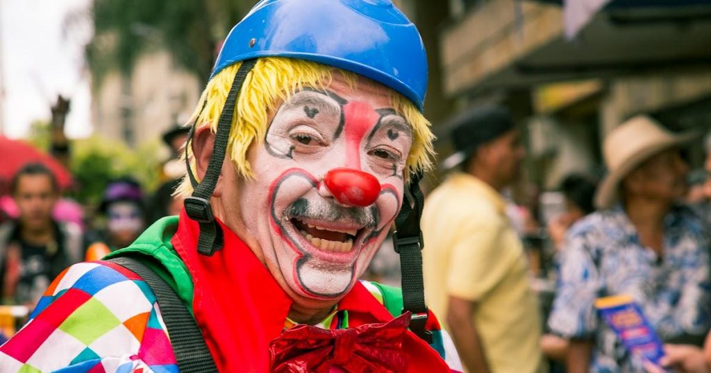 Clown en evento de la Secretaría de Cultura