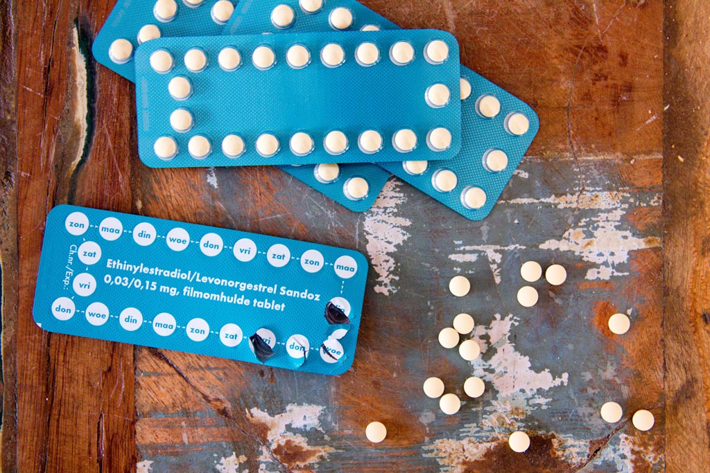 Sobre los efectos secundarios de los anticonceptivos orales combinados