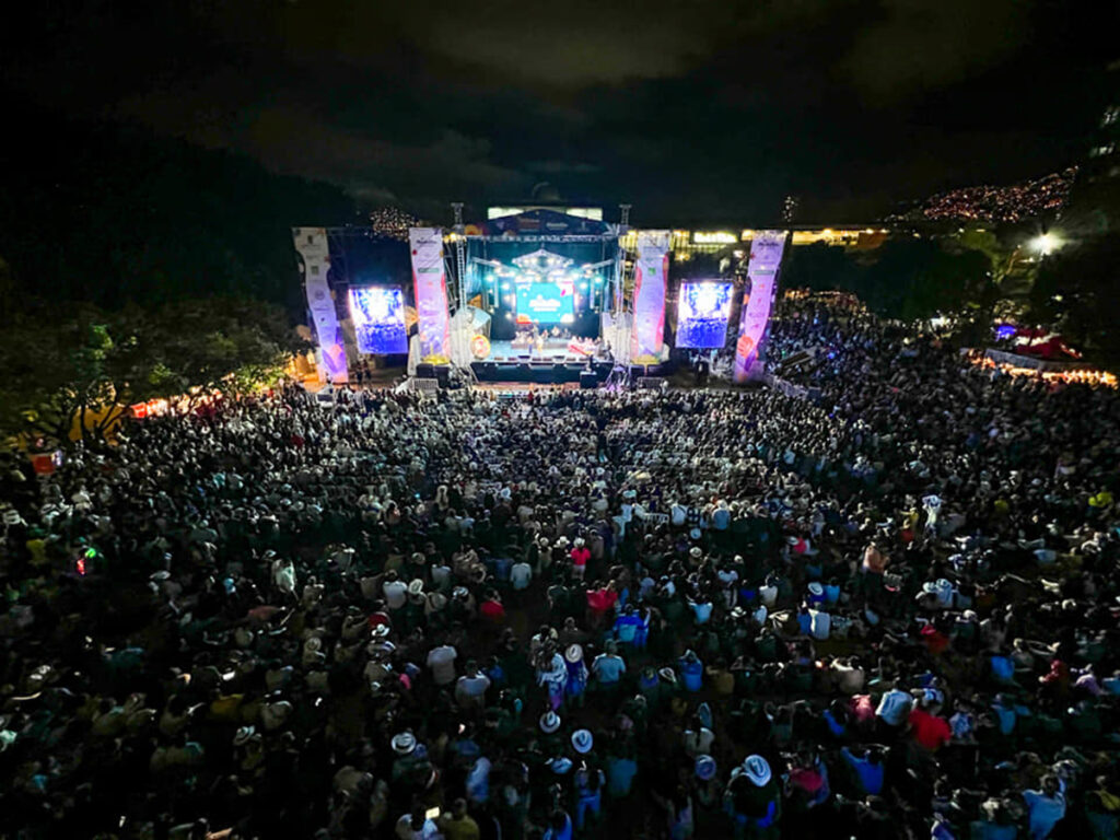 Festival Nacional de la Trova ciudad de Medellín - Foto Alcaldía de Medellín