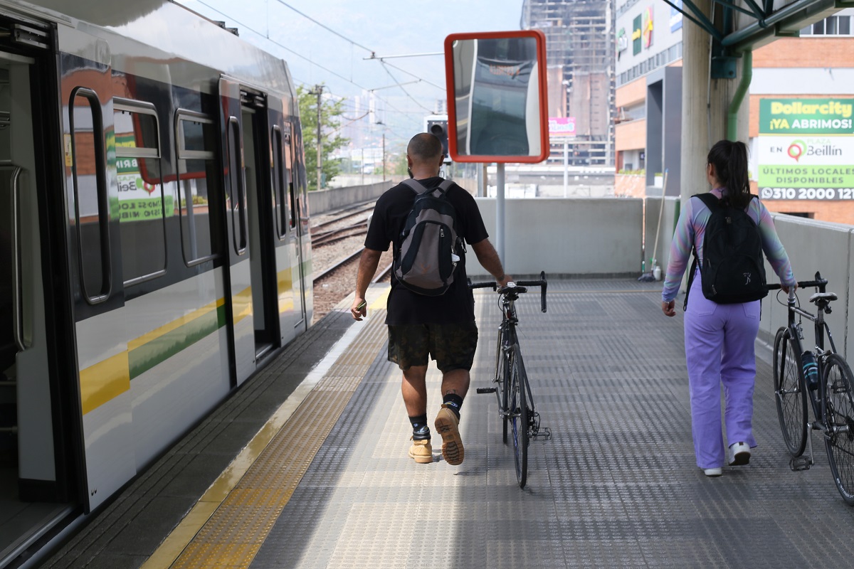 En el Metro de Medellín cada vez son más los viajes que comienzan en bicicleta