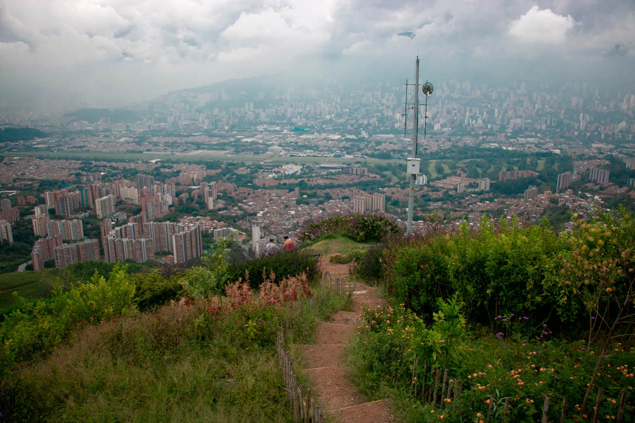 Acciones para enfrentar el episodio crítico de contaminación atmosférica en Medellín y el Valle de Aburrá