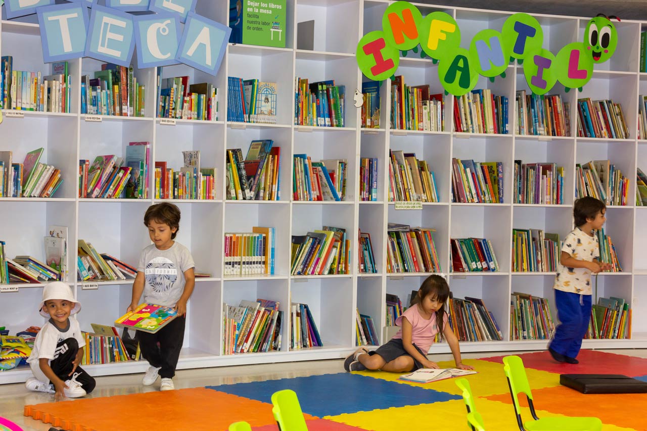 Libros sin fronteras, una estrategia de préstamo de textos entre bibliotecas públicas de Medellín