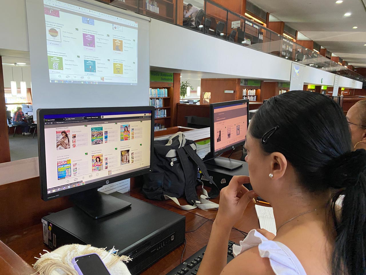 Bibliotecarios de las instituciones educativas oficiales de Medellín se capacitan en procesos digitales