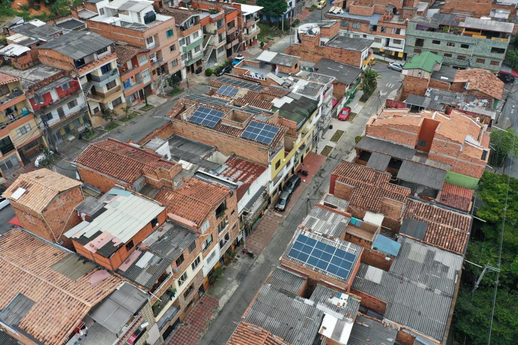 El Salvador, en Medellín, existe la primera comunidad energética de Colombia