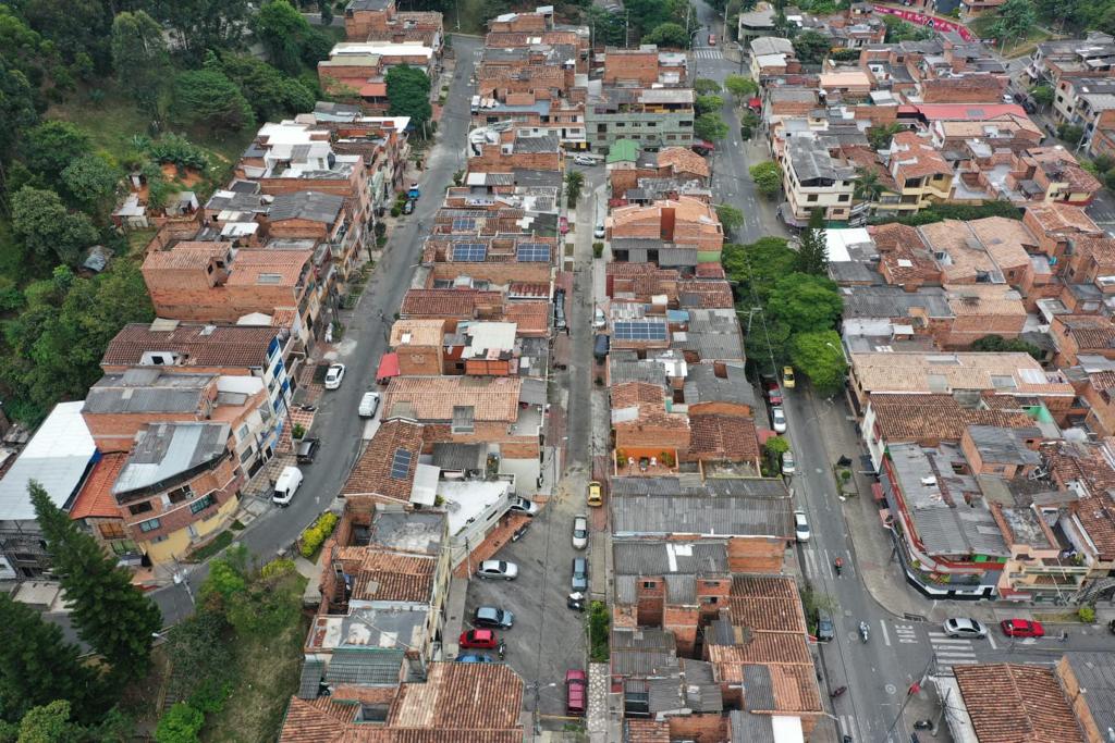 El Salvador, en Medellín, existe la primera comunidad energética de Colombia