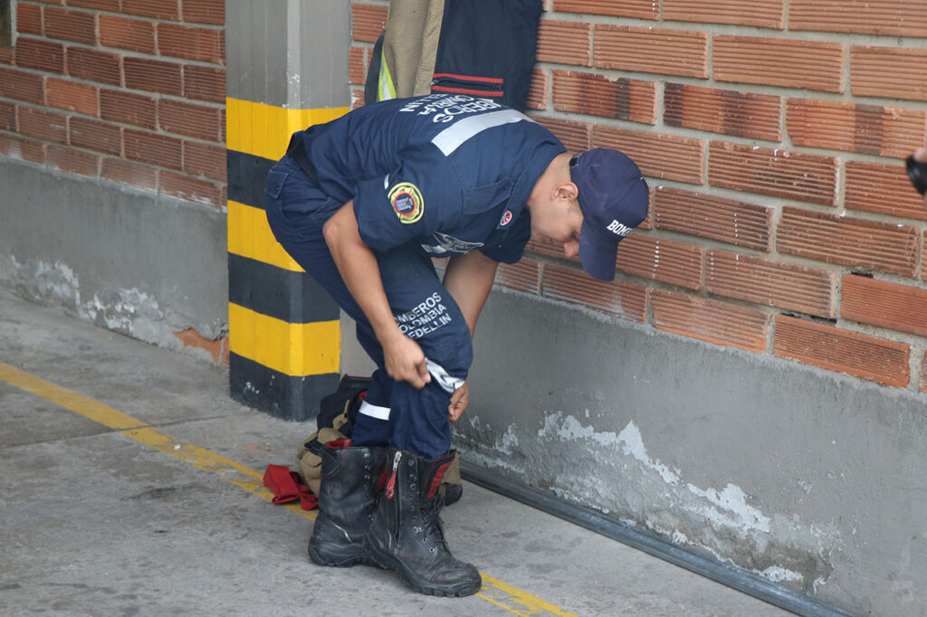 Gabriel Moncada Jaramillo, bombero profesional del Cuerpo Oficial de Bomberos Medellín