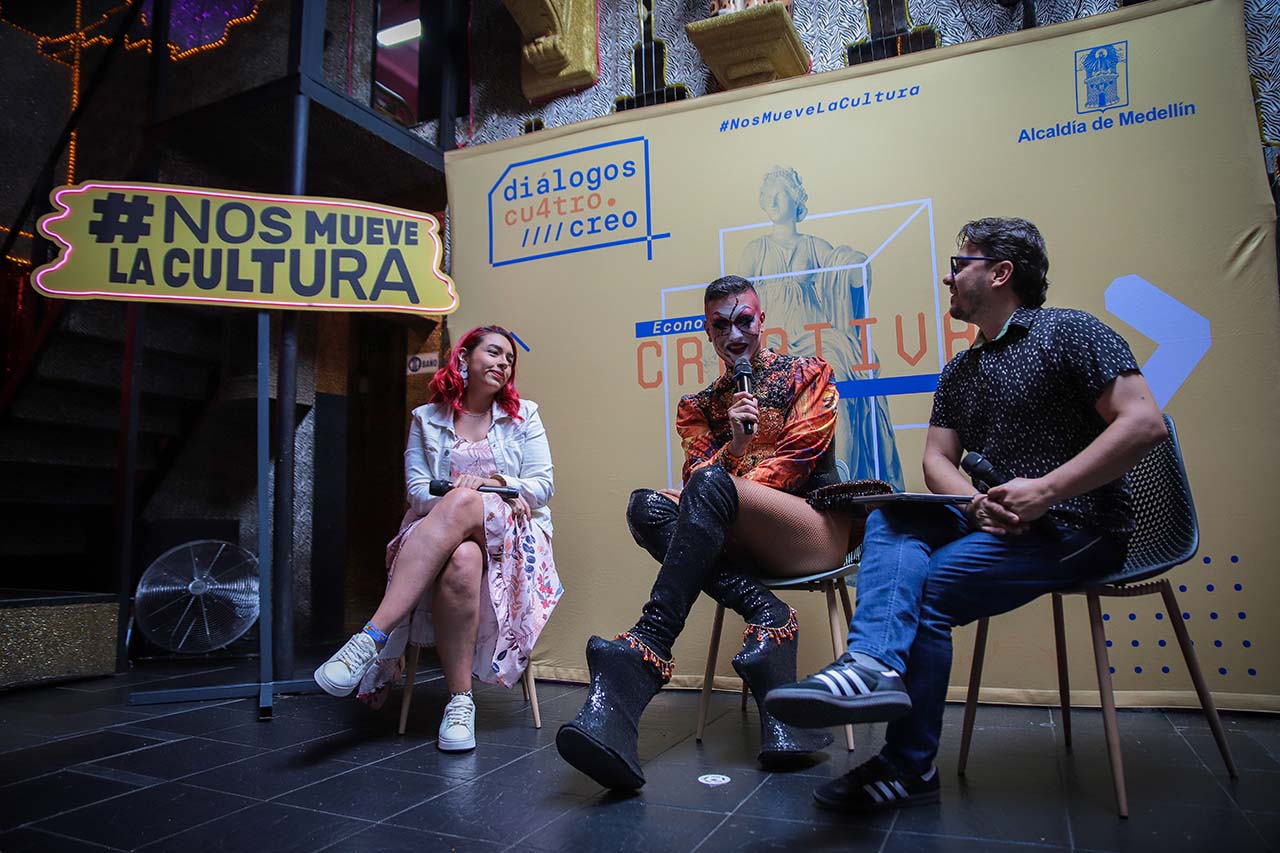 Estrella drag española, Drag Vulcano, habló sobre arte y diversidad en un Diálogo Cu4tro.Creo