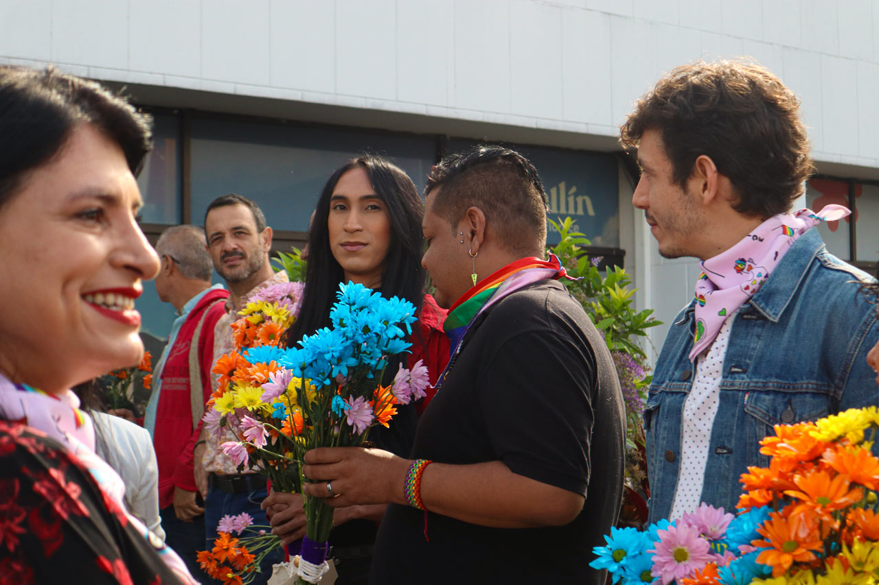 La Alcaldía de Medellín conmemora el Día Internacional del Orgullo LGBTI con un acto simbólico por sus vidas