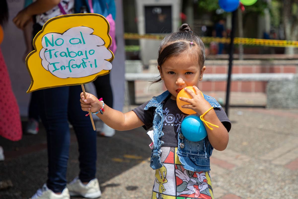 Erradicar el trabajo infantil en Medellín
