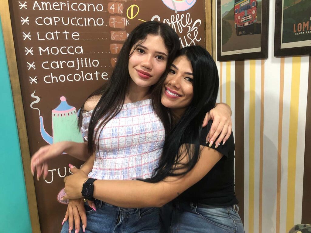 Cristina y su hija Sara