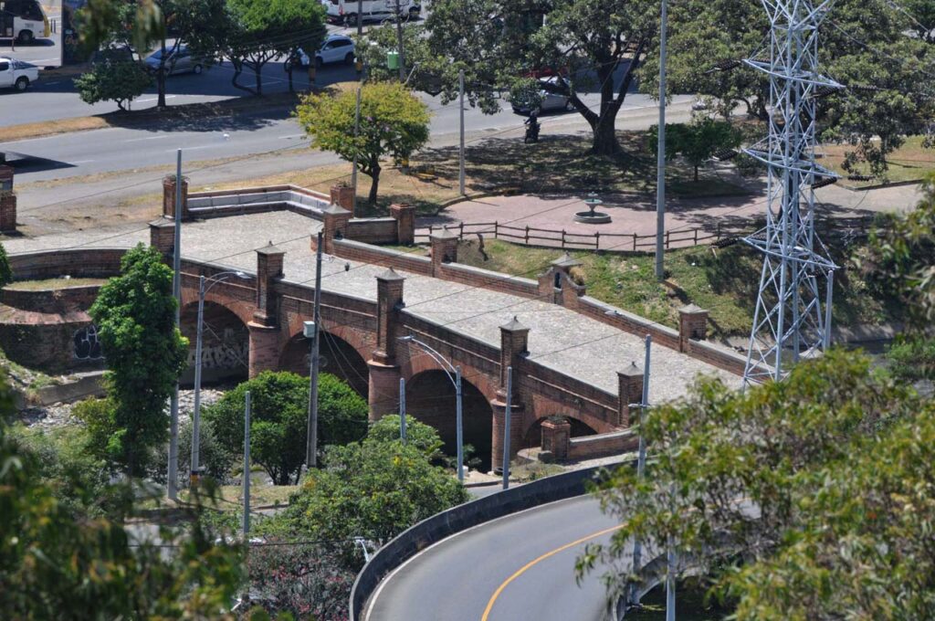 Puente de Guayaquil. Foto Carlos Vidal.
