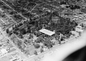 Vista aérea del Jardín Botánico en el antiguo Bosque de la Independencia, 1972.