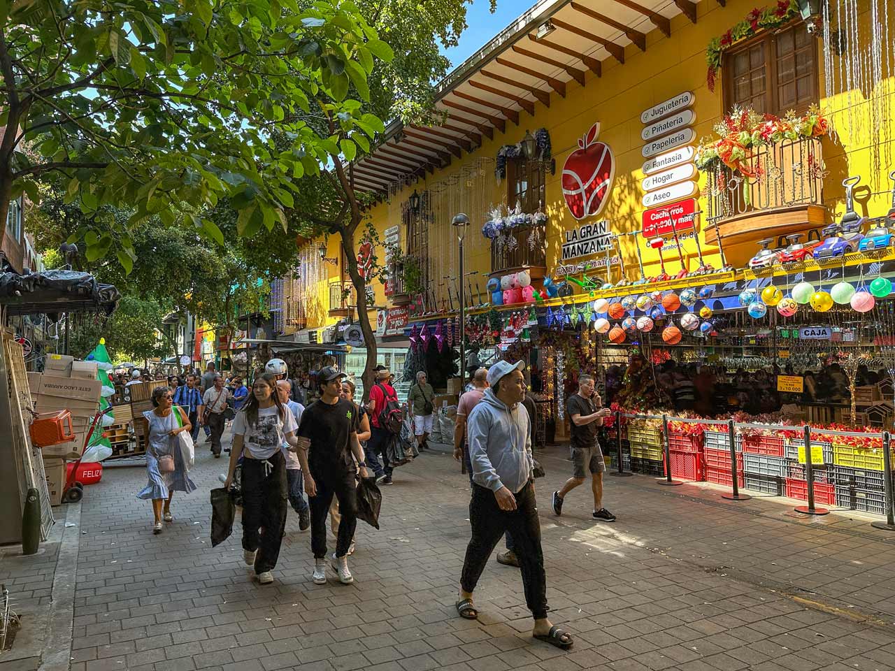  En diciembre, en el Centro de Medellín el comercio estará abierto de domingo a domingo