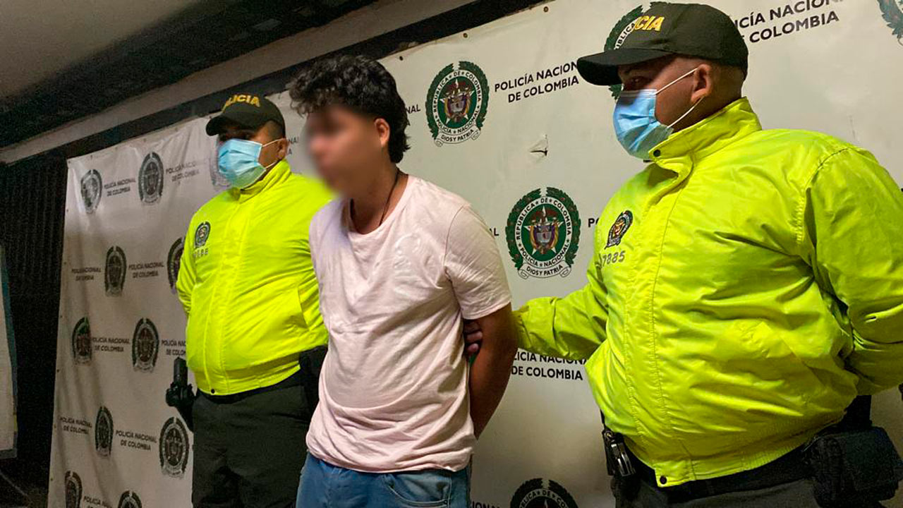 El alcalde de Medellín destacó la celeridad en la primera captura de uno de los delincuentes involucrados en hurto a una pareja en Villa Hermosa