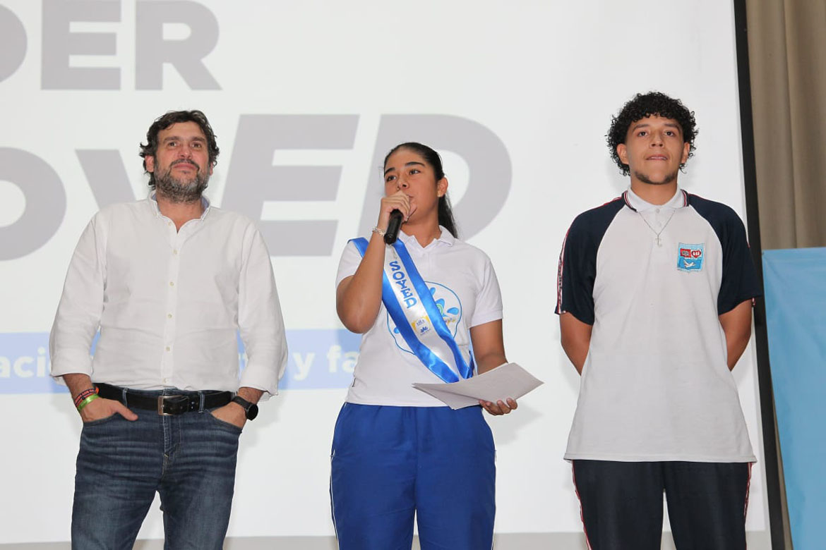 Por primera vez, estudiantes votarán por líderes en educación, deporte y familia
