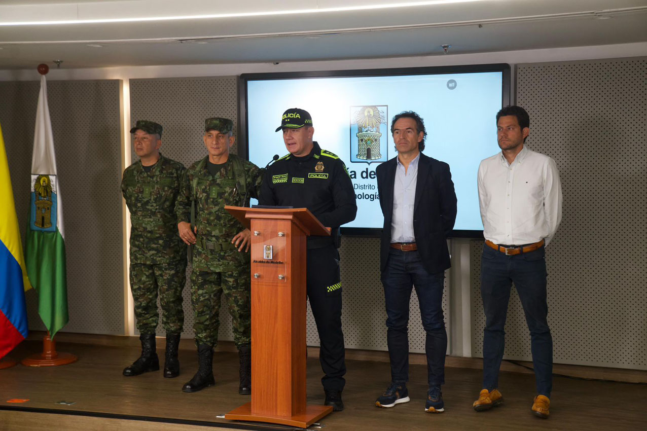 Imagen Federico Gutiérrez dando declaraciones 2