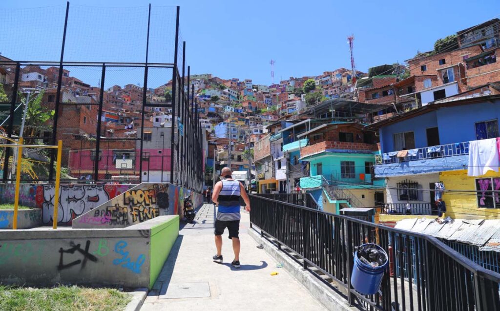 Imagen comuna 13 Comercio responsable 2
