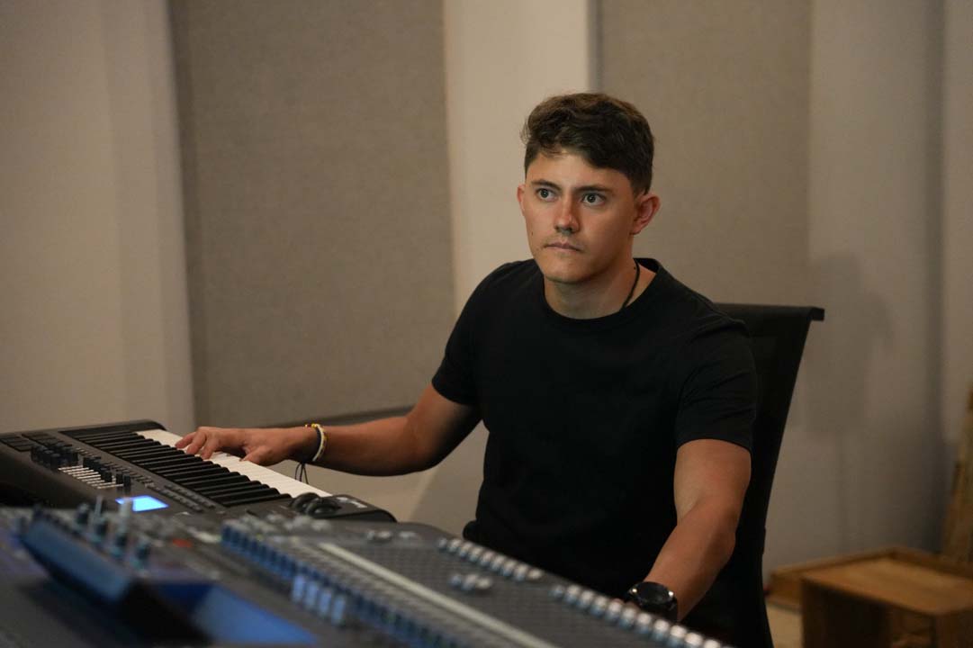 Imagen Estiven Sepúlveda piano