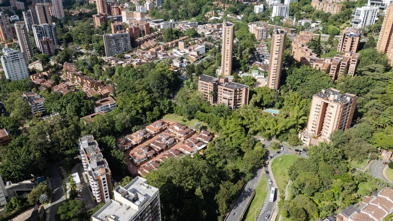 Imagen avenida 34 con Los González poblado (2)