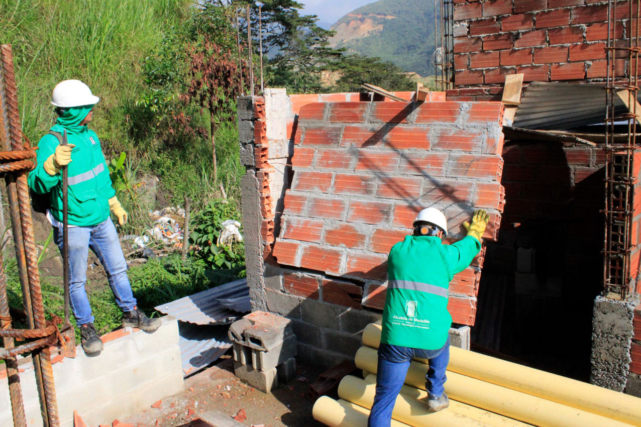 Imagen Medellín récord en remociones y espacio público recuperado (3)