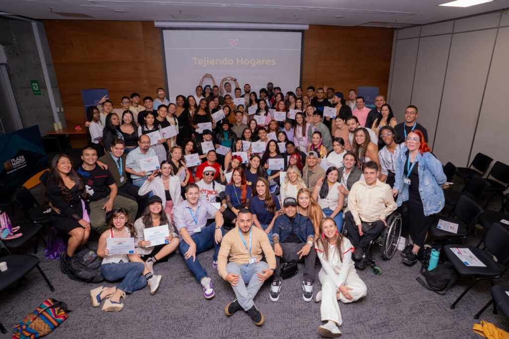 Imagen Tejiendo Hogares (2)