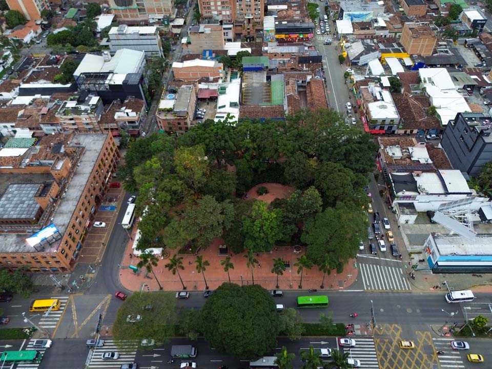Imagen Puesto de Mando Unificado Social en El Poblado (1)