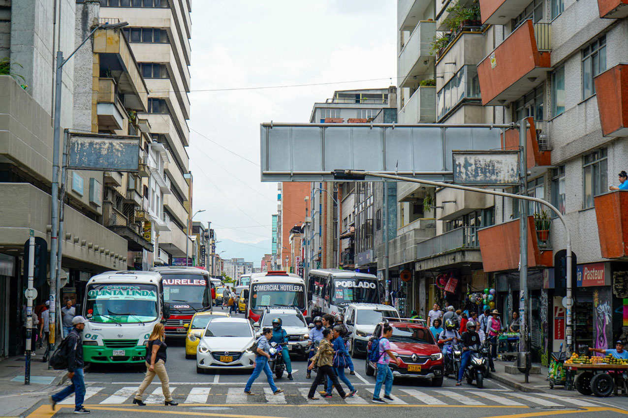 Imagen caminar de nuevo por el Centro de Medellín (2)