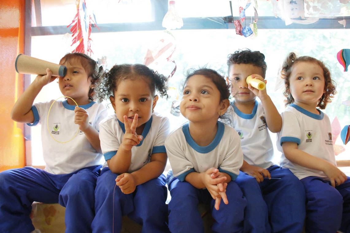 Imagen de grupo de niños sentados en Buen Comienzo