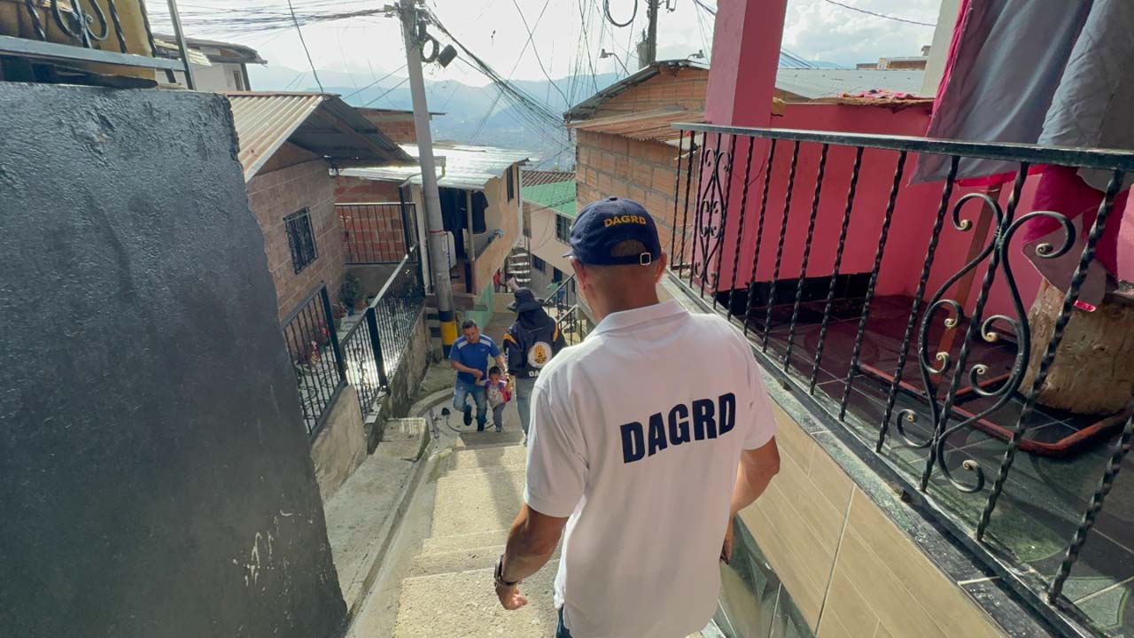 Imagen habitantes de zonas de alto riesgo de Medellín (1)