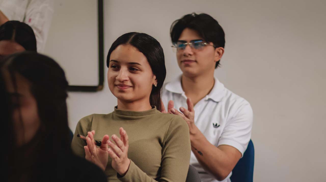Imagen jóvenes de Parceros recibieron becas de manutención (1)