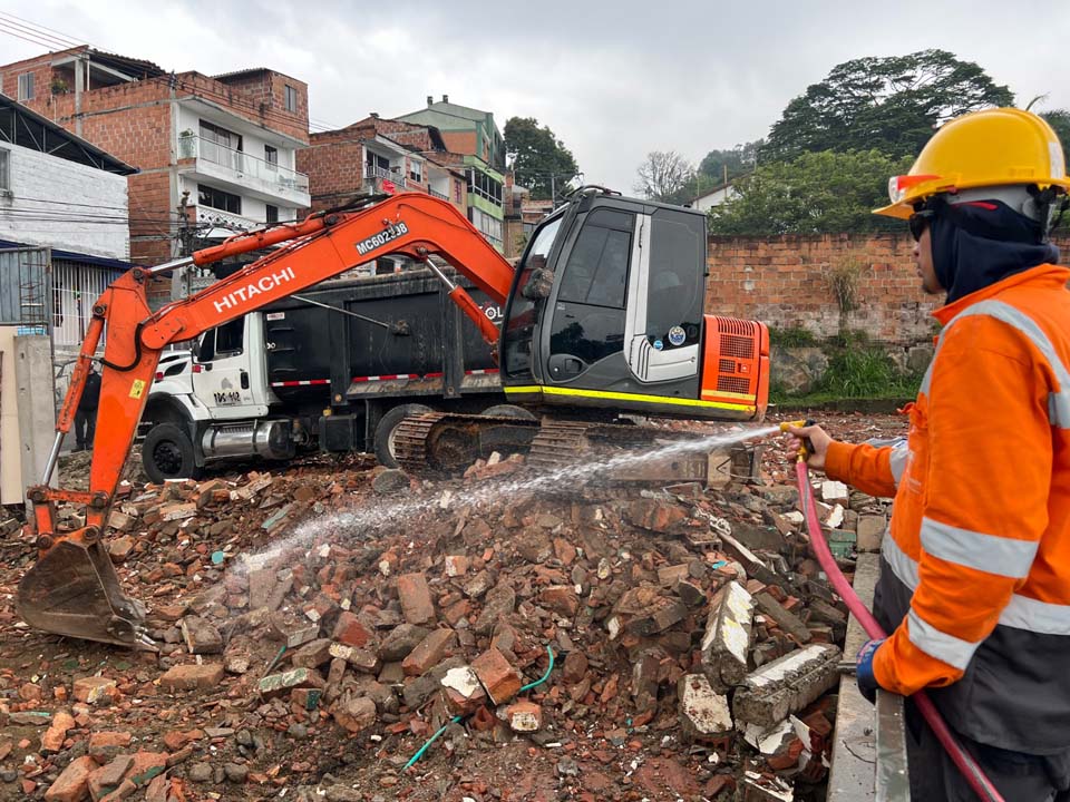 IMagen obras del megacolegio Conrado González (1)