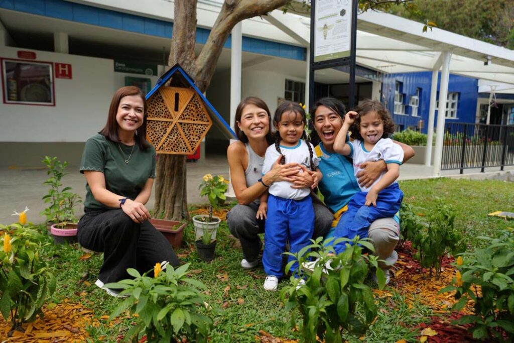 Imagen Niñas y niños de Medellín ponen a volar su imaginación para soñarse el Festival Buen Comienzo 2026 (1)