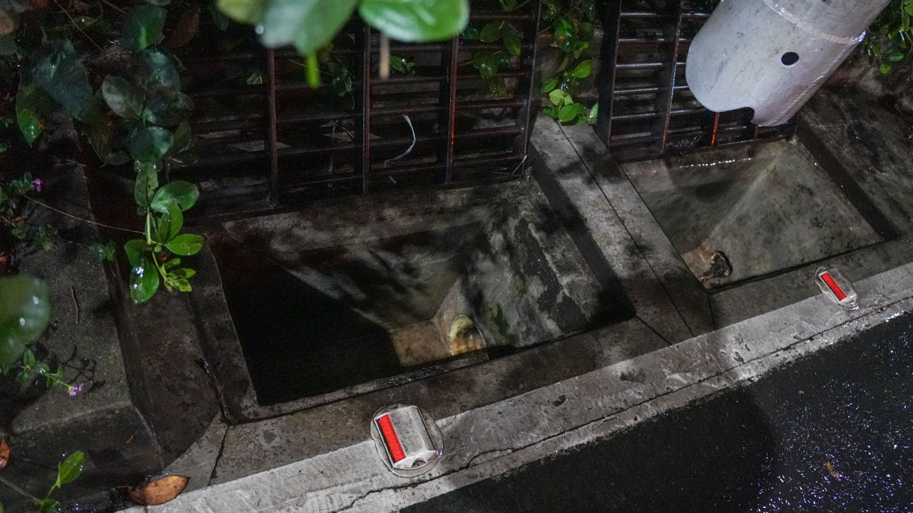 Imagen limpieza en 14 soterrados de Medellín para reducir riesgos en temporada de lluvias (6)