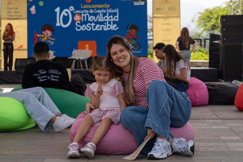 Imagen niñas y niños narran sus relatos sobre la movilidad sostenible (1)