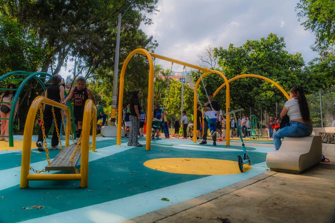 Imagen tres parques renovados y al servicio de la comunidad (1)