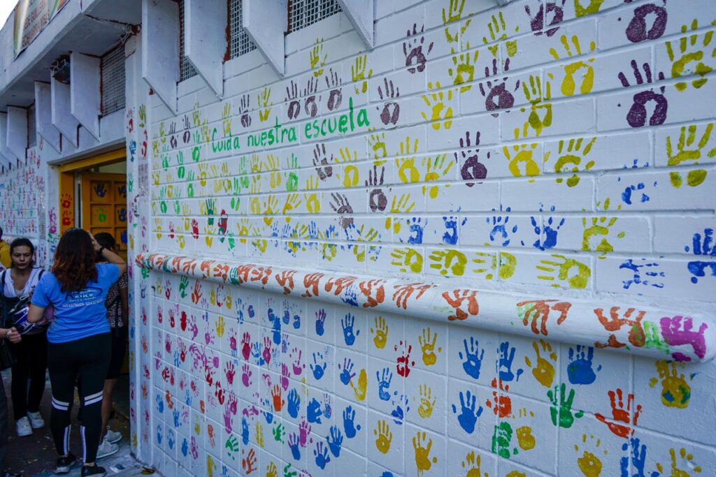 Mural en el INEM