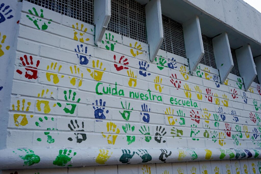 Mural en el INEM
