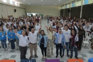 Estudiantes fueron escogidos como líderes en sus colegio