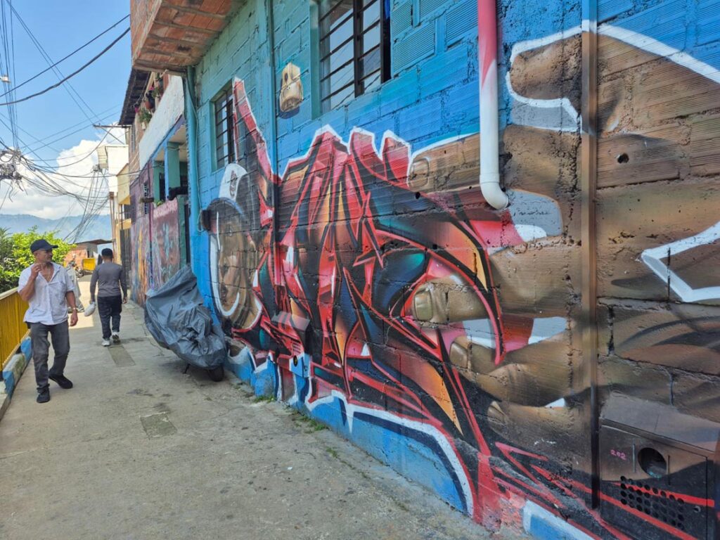 Algunas de las obras del Museo Urbano de Memorias