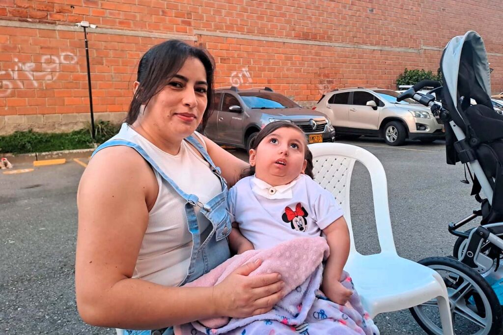 Luciana y su madre (Sandra)