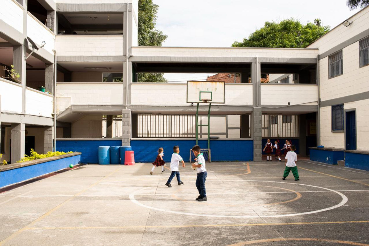 Imagen Evaluación del Ministerio de Educación muestra calidad educativa de Medellín (1)