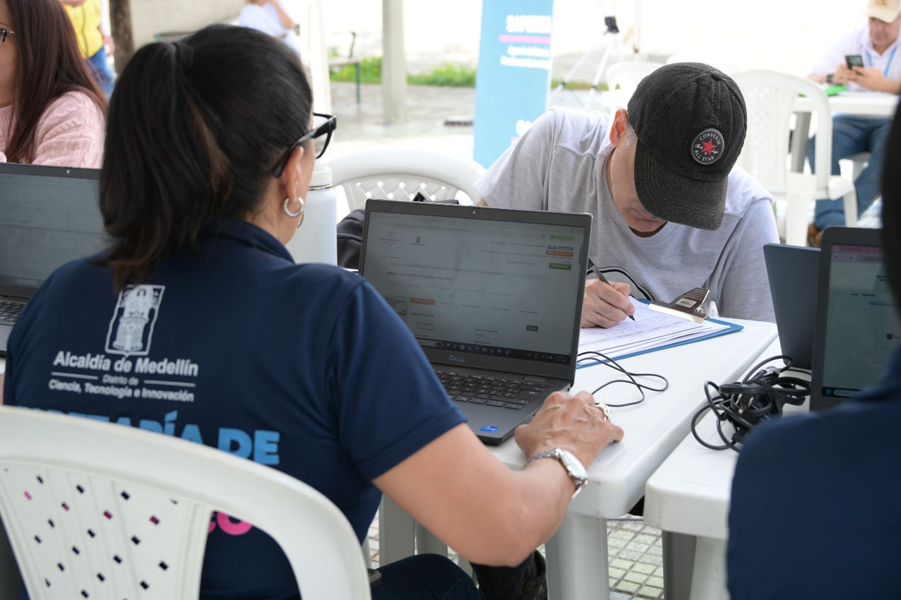 Imagen Feria de empleo en Medellín (3)