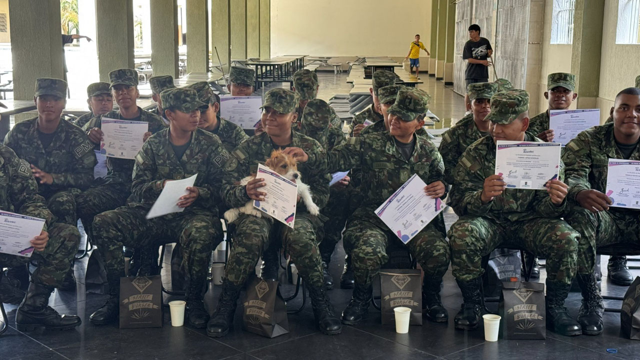 Gracias a Parceros, jóvenes que prestan servicio militar reciben orientación en salud mental Imagen Gracias a Parceros, jóvenes que prestan servicio militar reciben orientación en salud mental y proyecto de vida (3)
