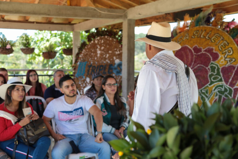 Imagen Medellín actualiza su catálogo turístico (6)