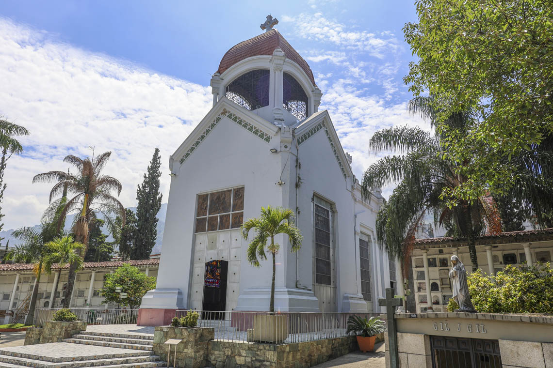 Imagen de la capilla del Museo Cementerio San Pedro