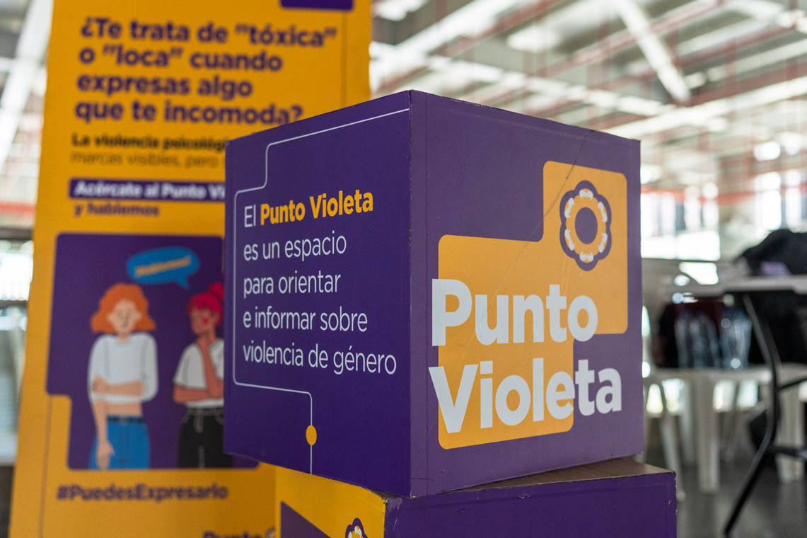 Imagen de punto violeta