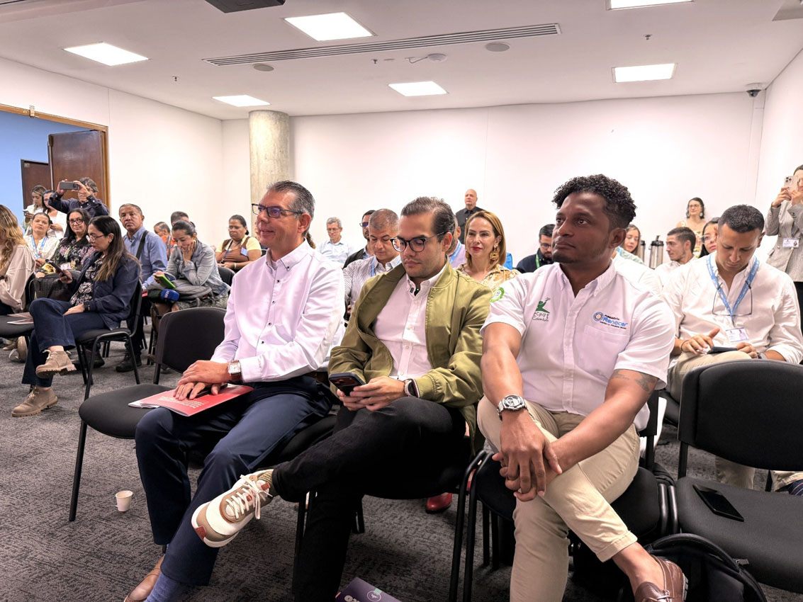 Nueva hoja de ruta para fortalecer la seguridad en la actividad turística Imagen nueva hoja de ruta para fortalecer la seguridad en la actividad turística (2)