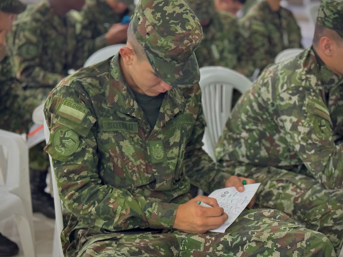 Imagen soldados avanzan en su proceso educativo (2)