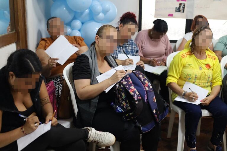 Personas que ejercen actividades sexuales pagas