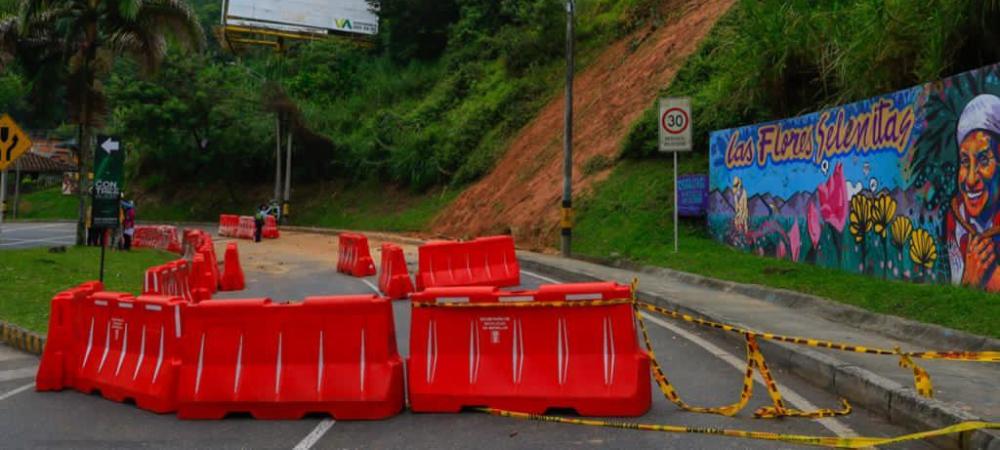 La Alcaldía de Medellín trabaja 24/7 para habilitar la vía a Las Palmas 
